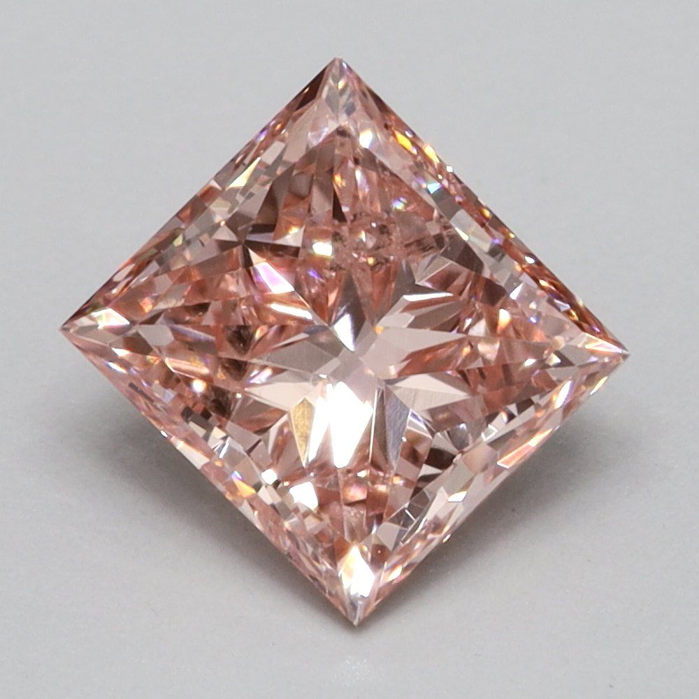 0.71 CT Fancy Vivid Pink PRINCESS