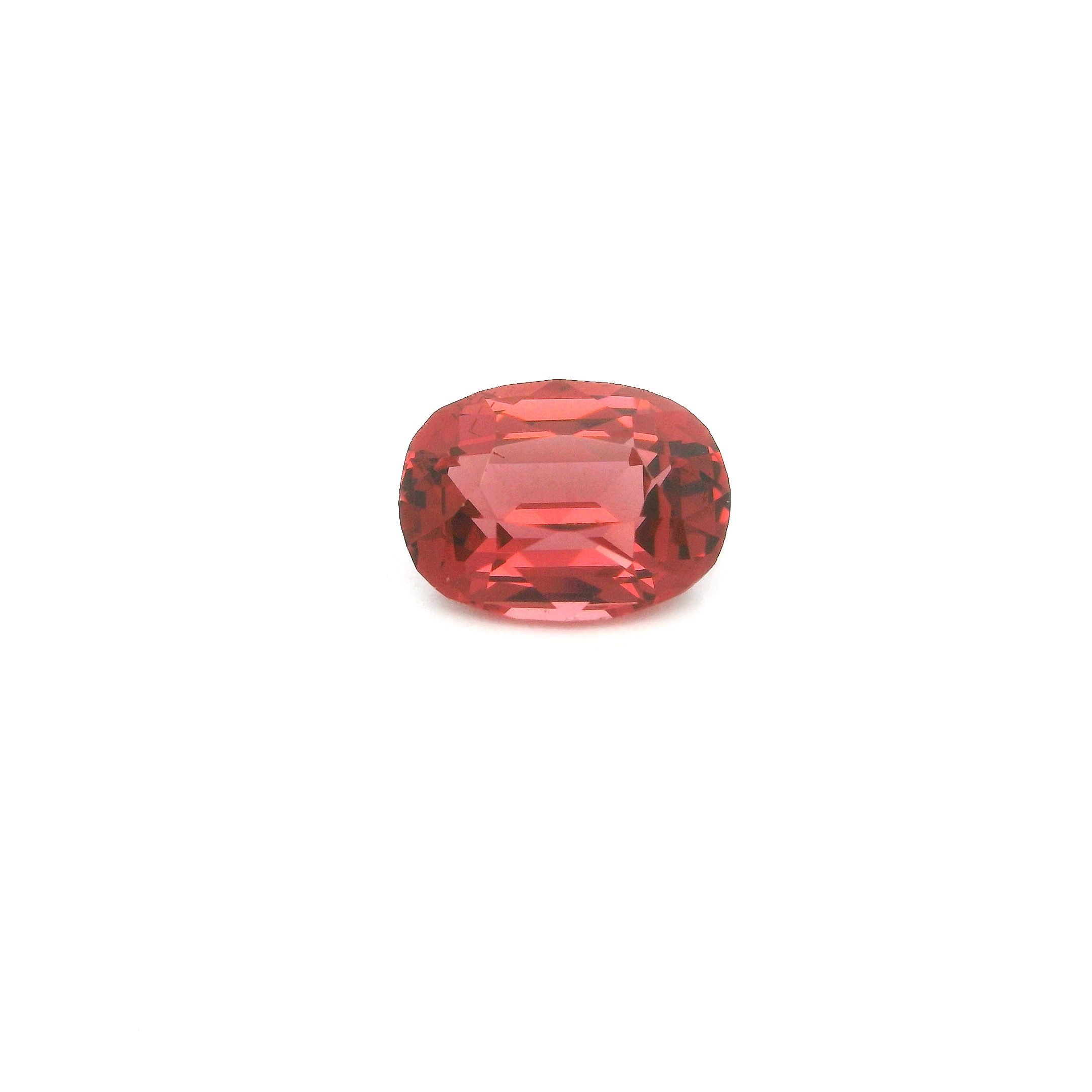 Granat 1,50 ct, różowy, szlif cushion