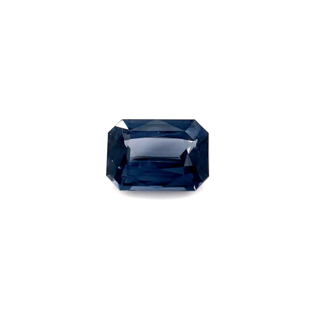 Spinel 3,12 ct, szary, szlif ośmiokątny