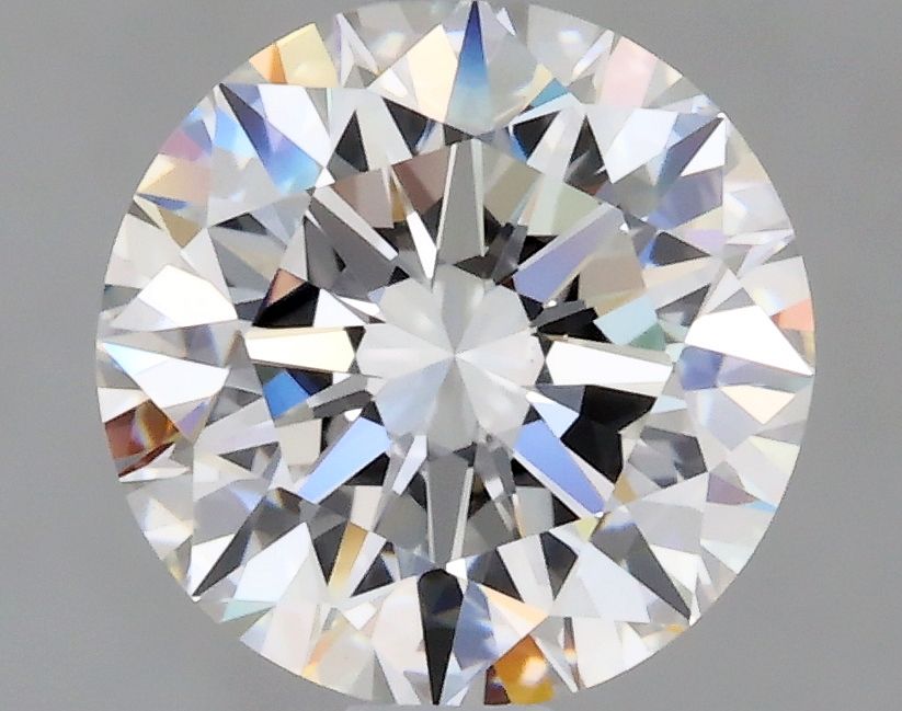 Prírodný diamant okrúhly...