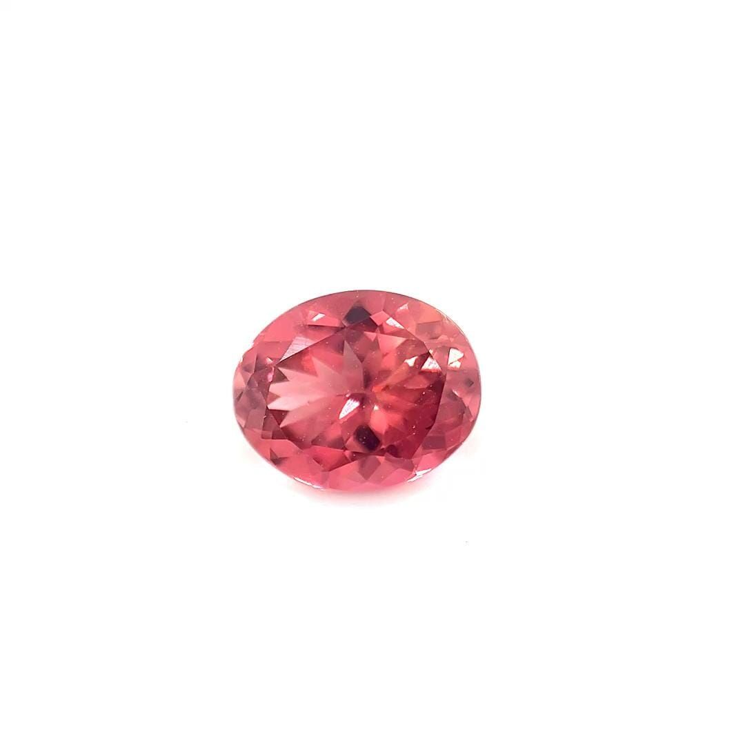 Turmalin 1,31 ct, różowy, szlif owalny