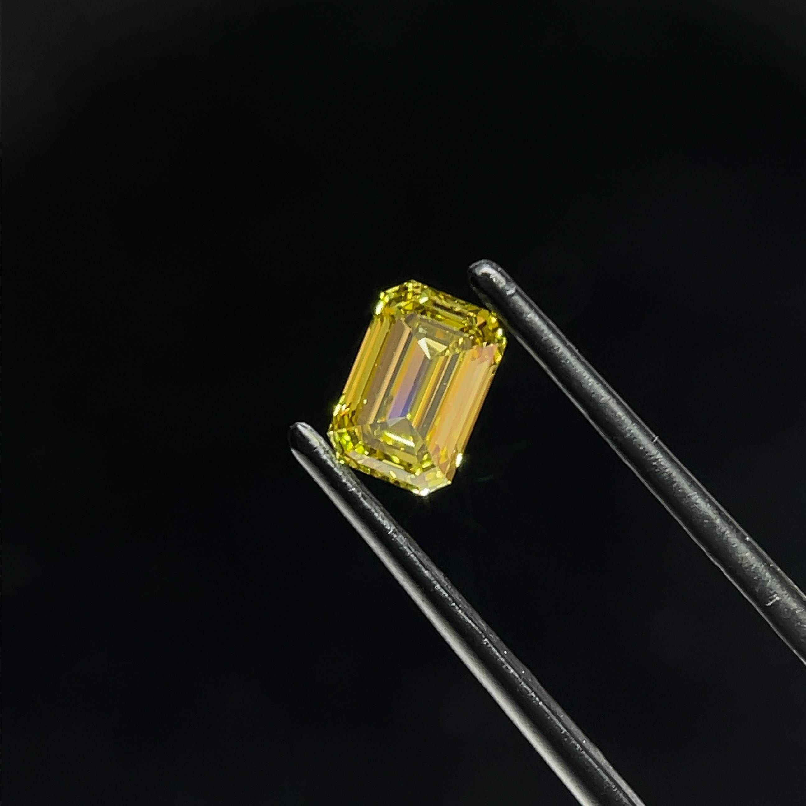 0.96 CT Fancy Gray Yellow EMERALD