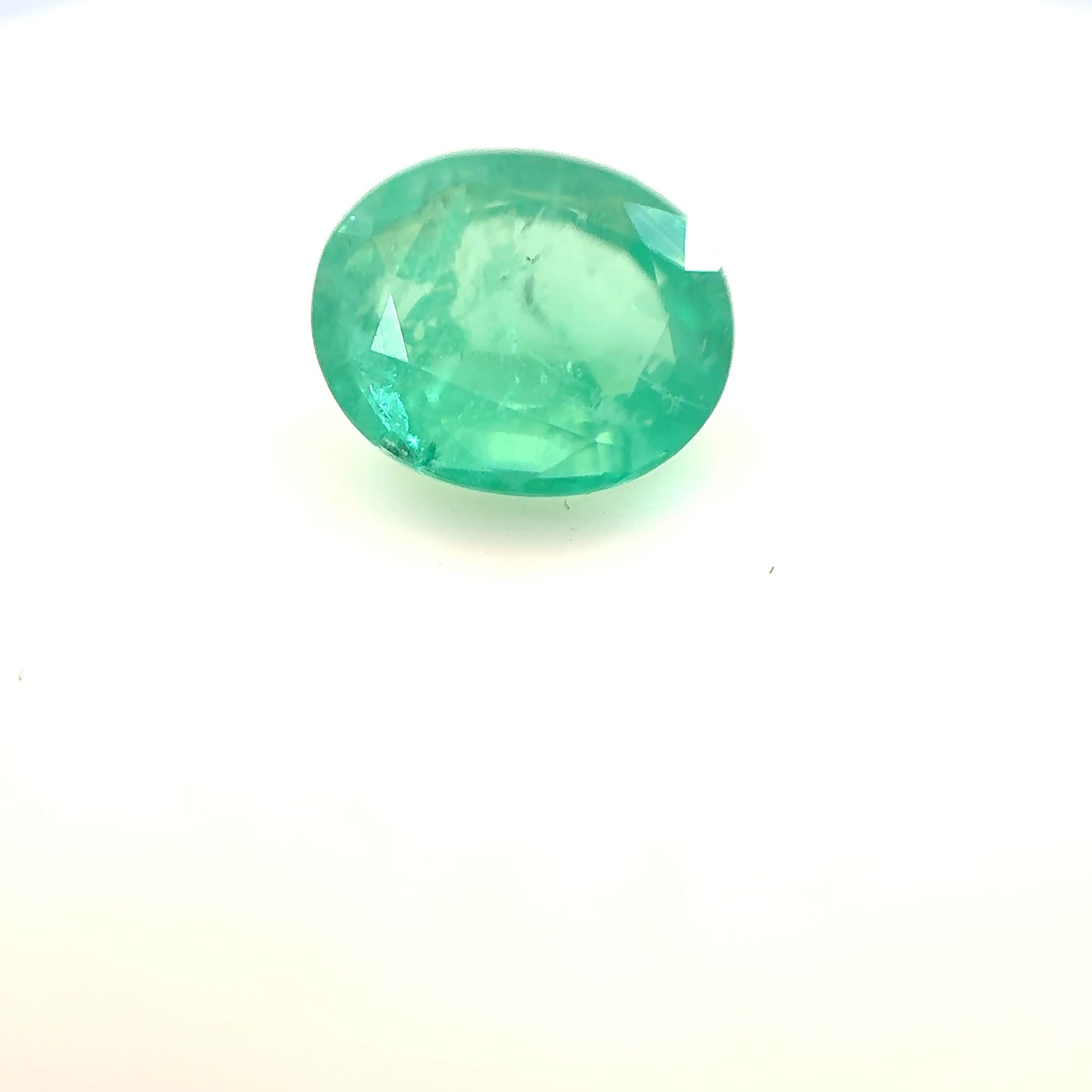 Szmaragd 2,00 ct, zielony, szlif owalny