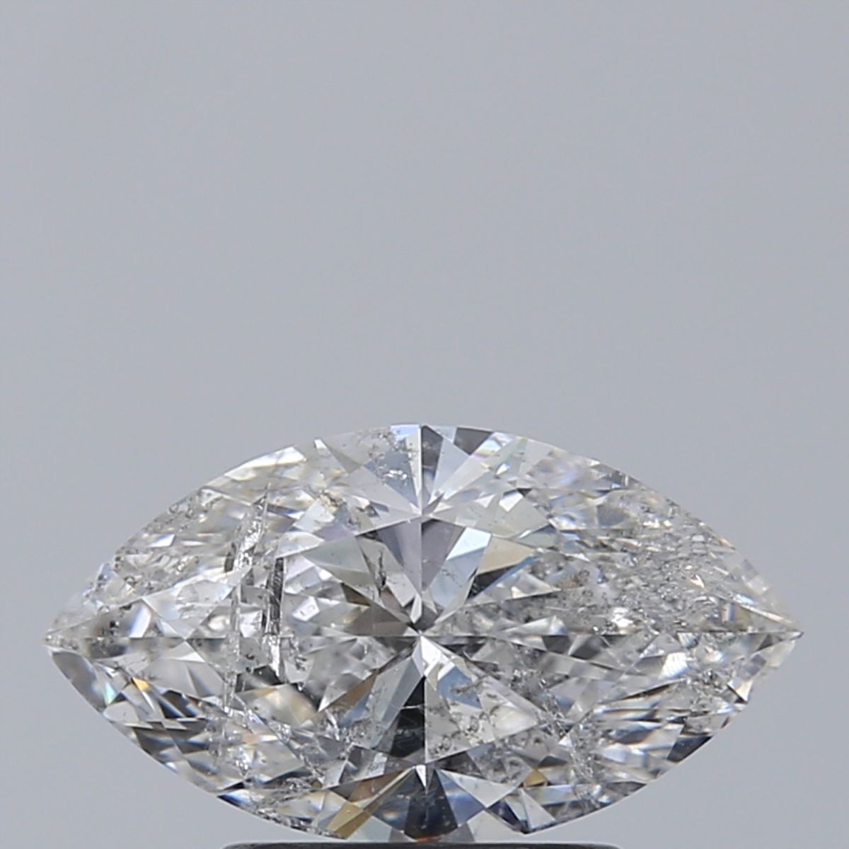 Prírodný diamant markíz,...