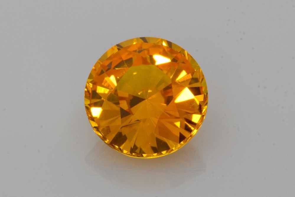 4.07 ct Round Sapphire