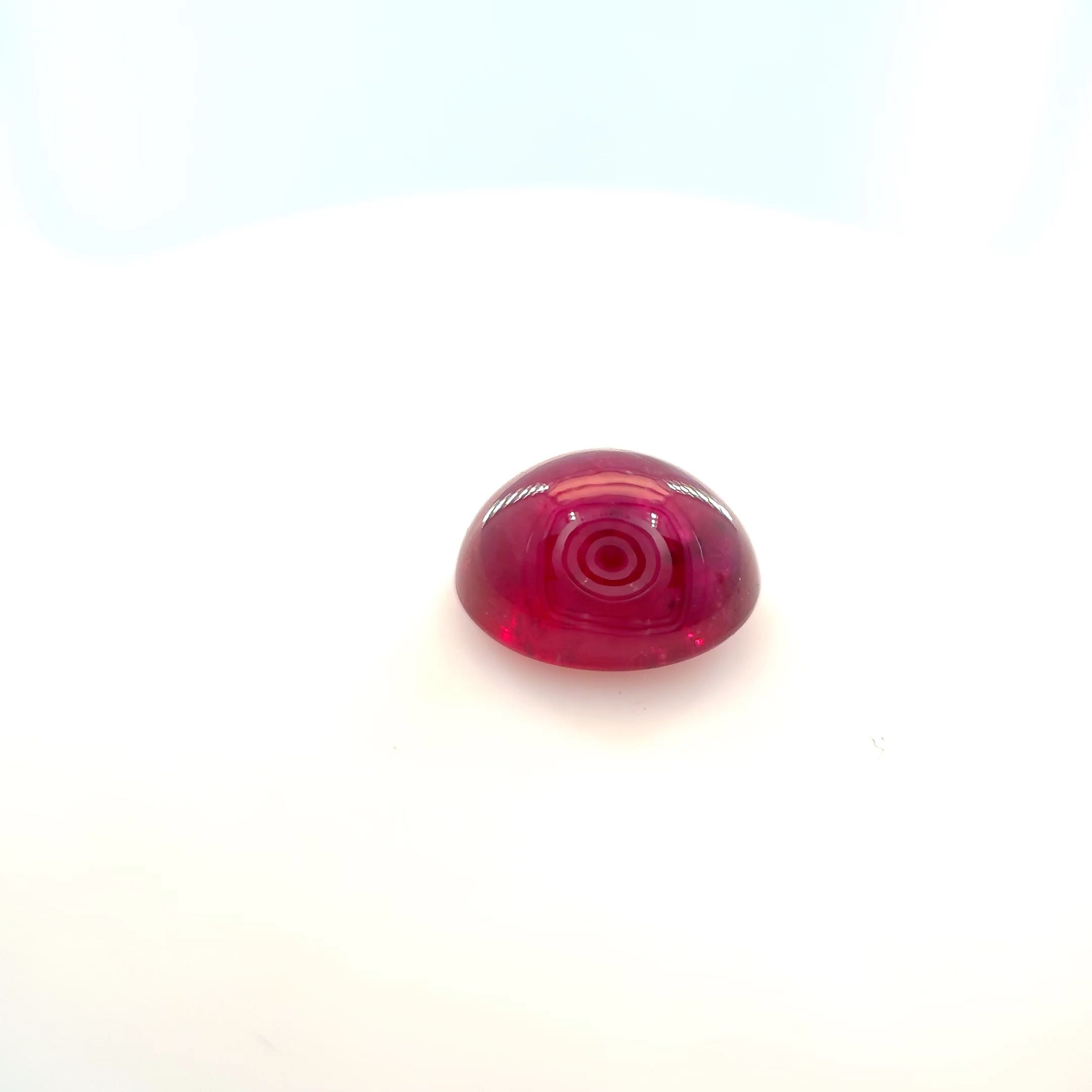 Rubin 2,76 ct, czerwony, kaboszon