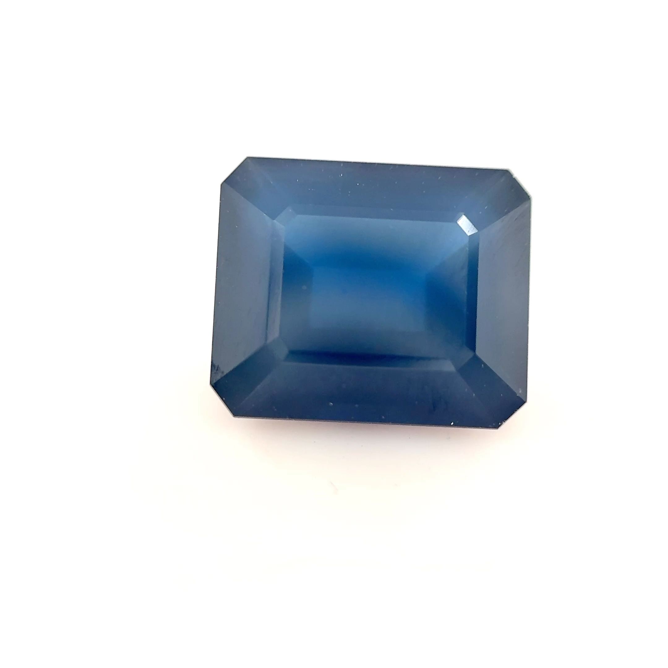 SAPPHIRE FACETED 3.25ct BLUE Deep EC THAILAND HEATED