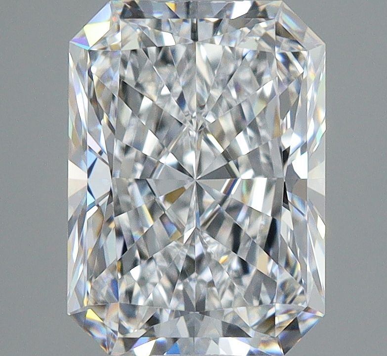 Prírodný diamant radiant,...