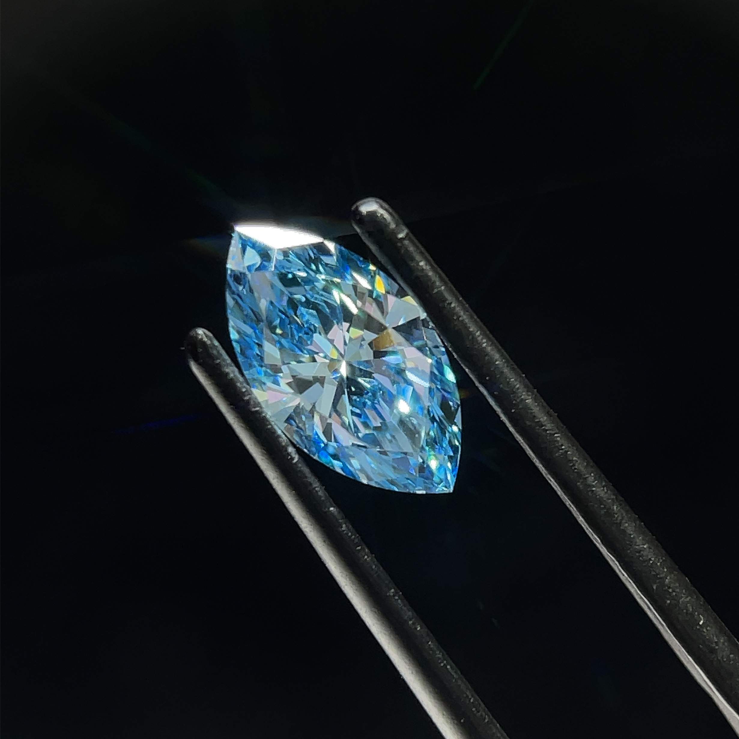 1.1 CT Fancy Vivid Blue MARQUISE