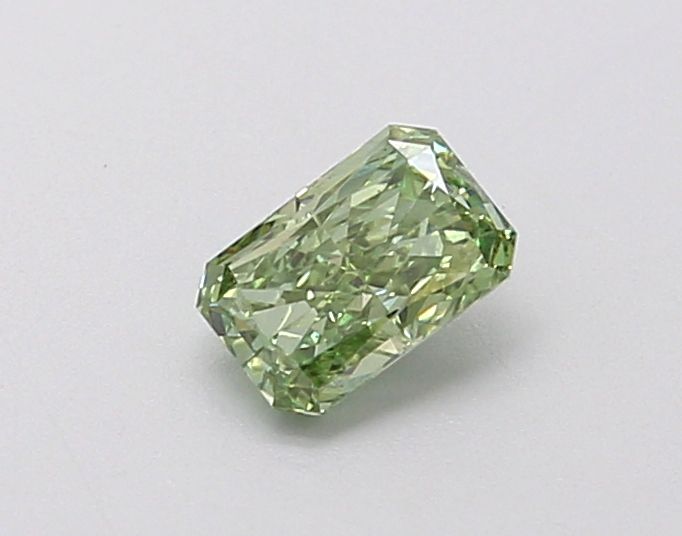 0.35 CT Fancy Vivid Green RADIANT