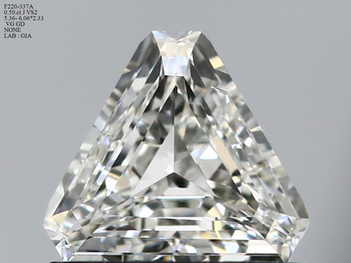 Prírodný diamant triangel,...