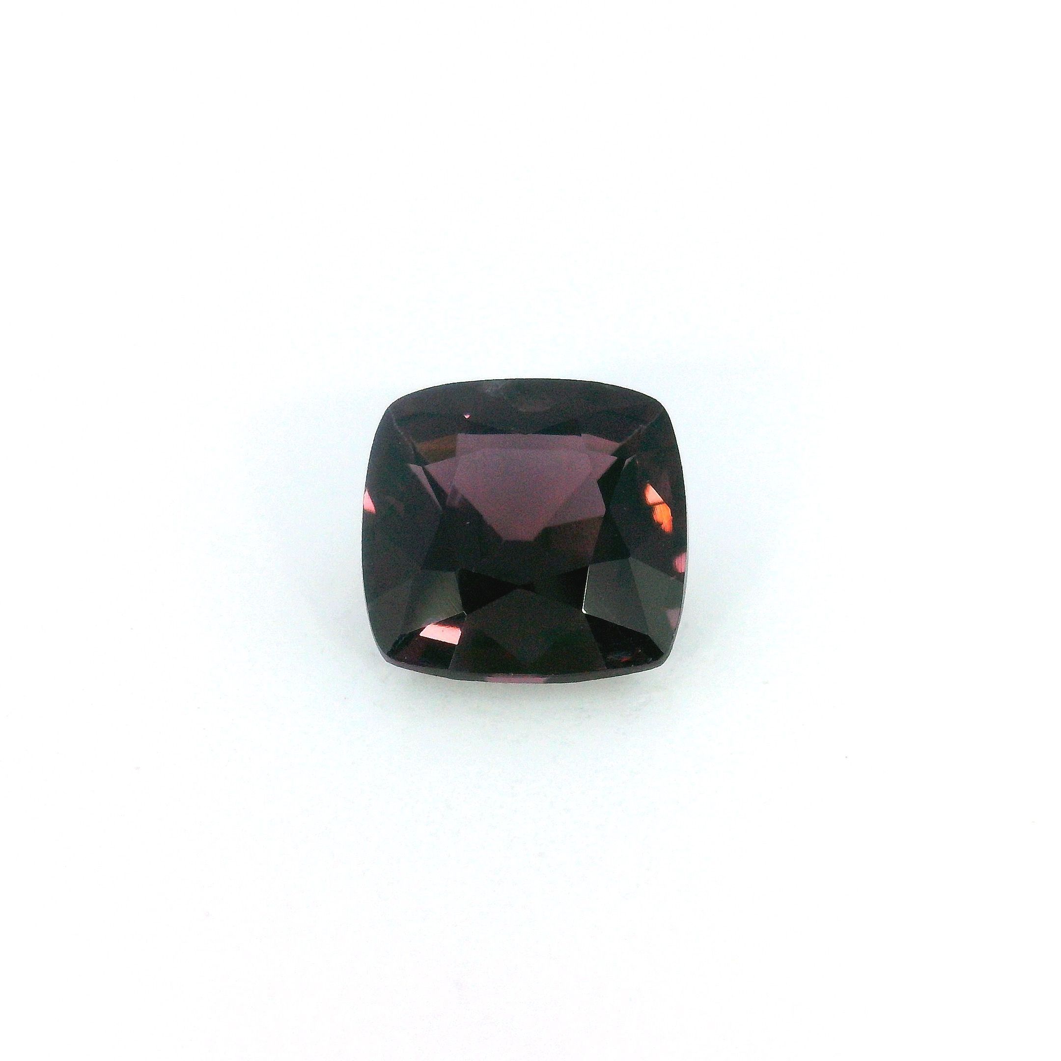 Spinel 2,31 ct, purpurowy, szlif cushion