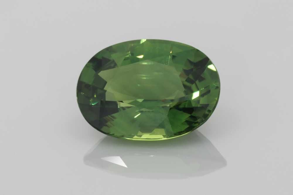 Szafir 6,46 ct, zielony, szlif owalny