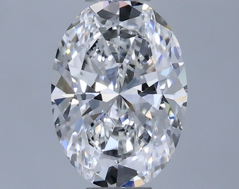 Prírodný diamant oval,...