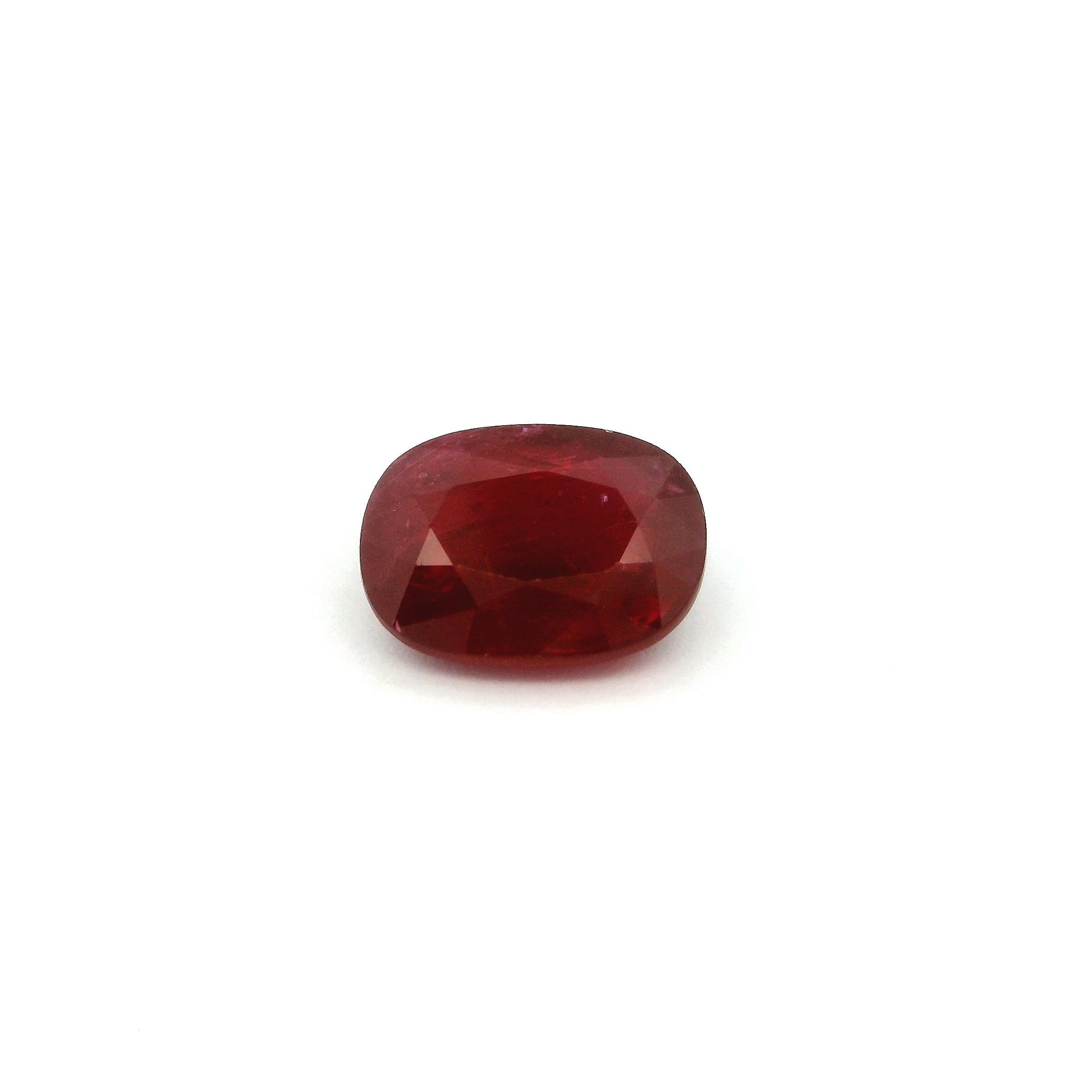 Rubin 1,71 ct, czerwony, szlif cushion