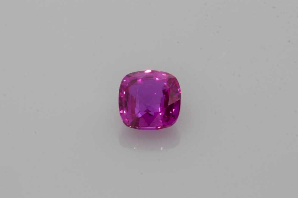 Szafir 1,53 ct, różowy, szlif cushion