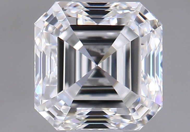 Prírodný diamant štvorcový...