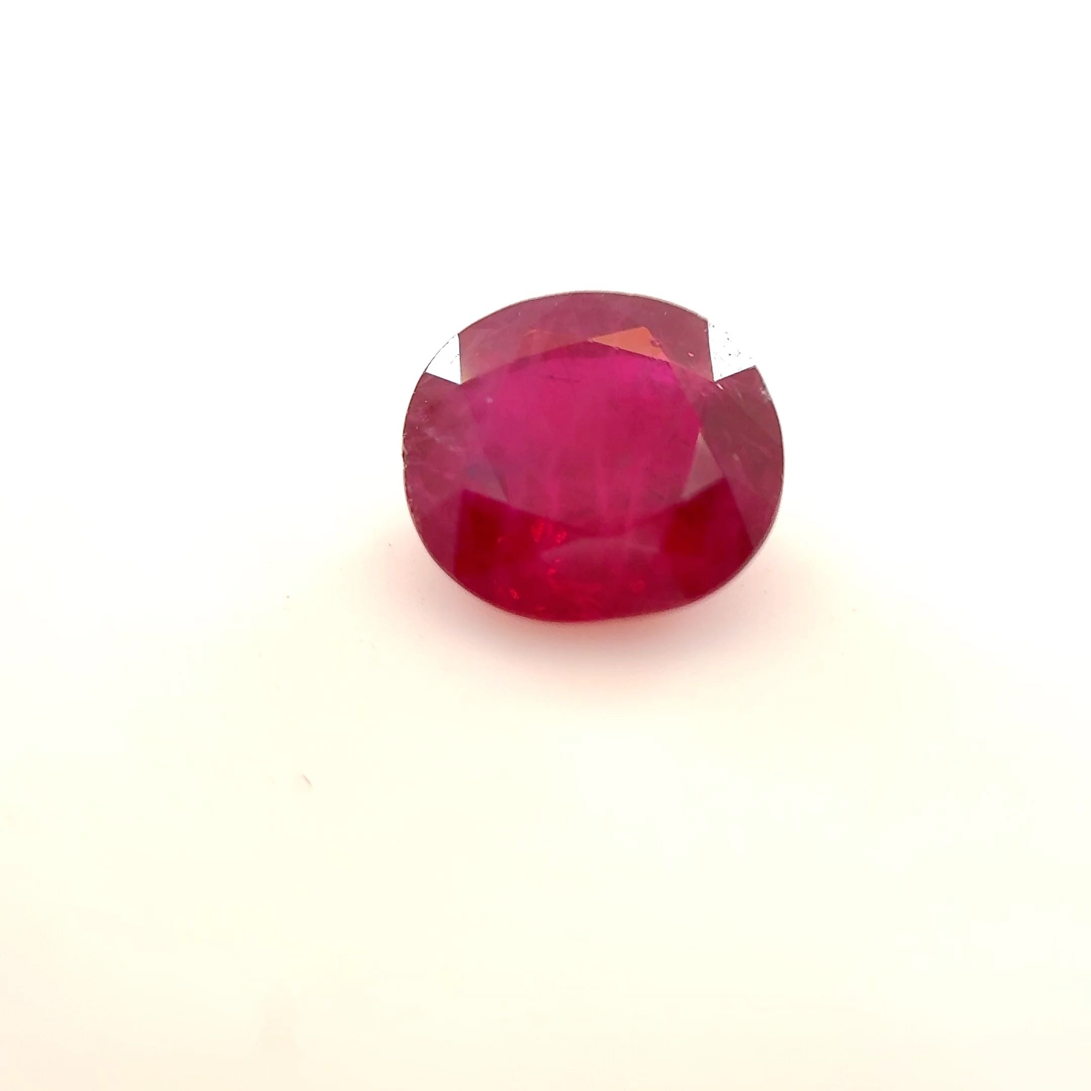 Rubin 1,06 ct, czerwony, szlif owalny