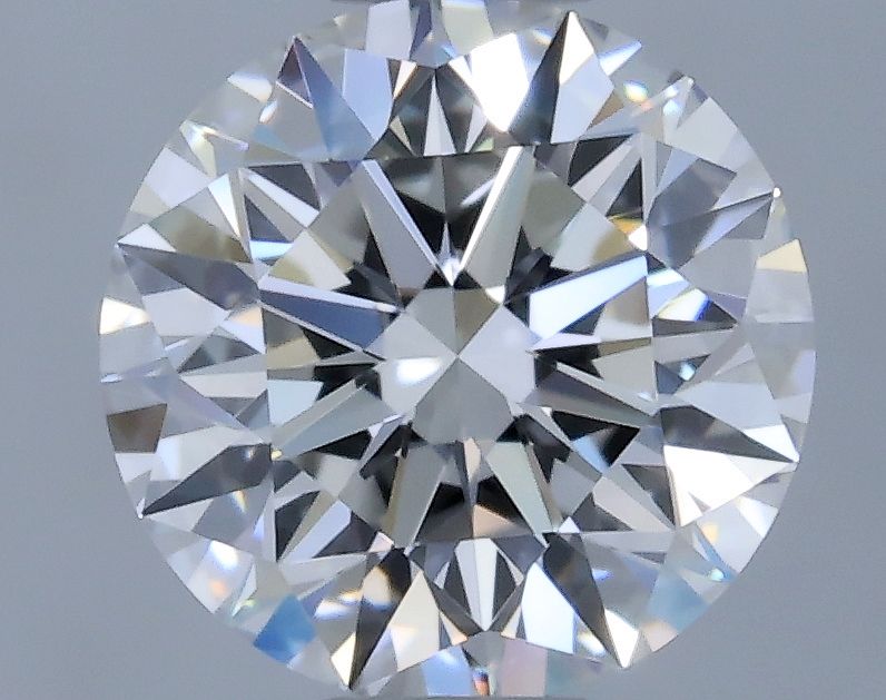 Prírodný diamant okrúhly...