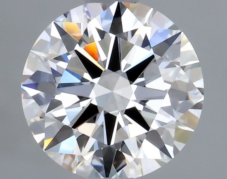 Prírodný diamant okrúhly...