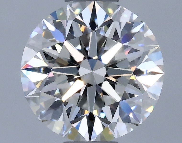 Prírodný diamant okrúhly...