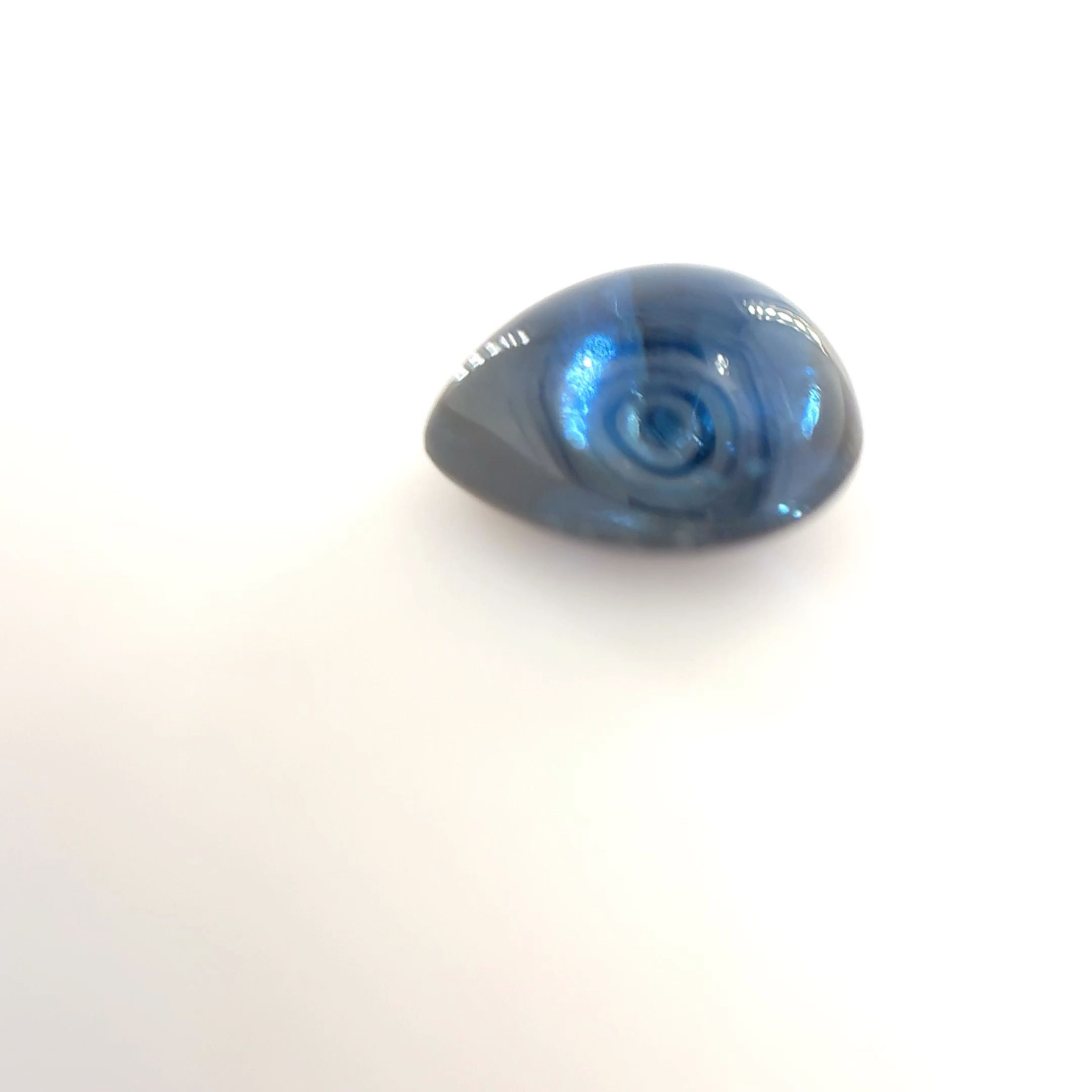 Szafir 2,15 ct, niebieski, kaboszon