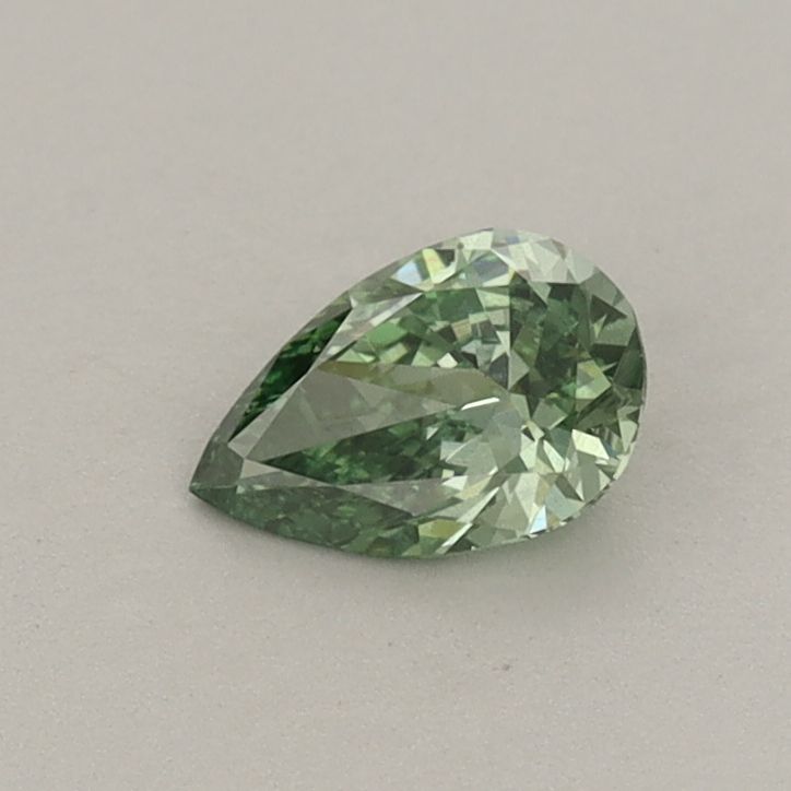 0.35 CT Fancy Vivid Green PEAR