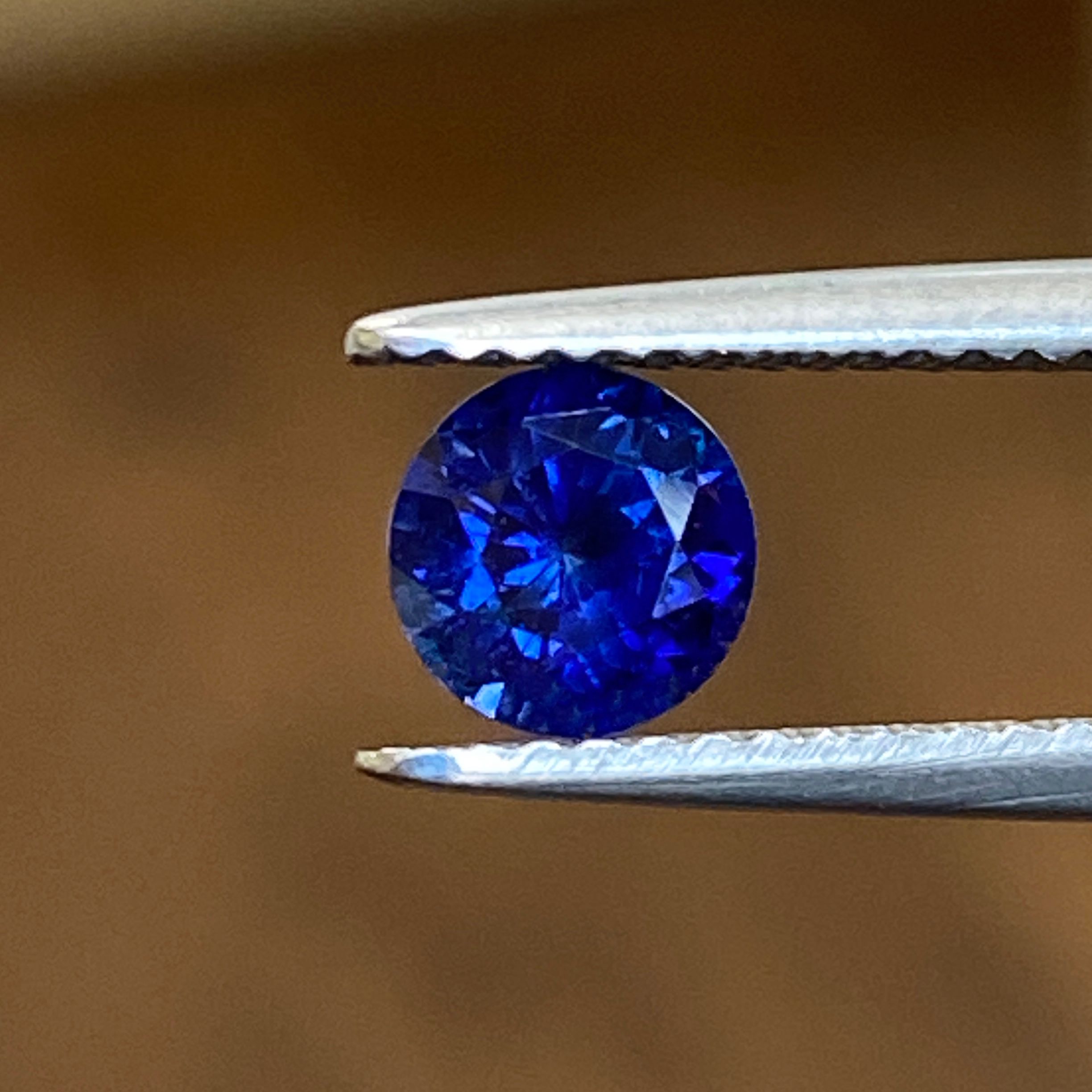 SAPPHIRE FACETED 0.84ct BLUE Blue EC SRILANKA HEATED