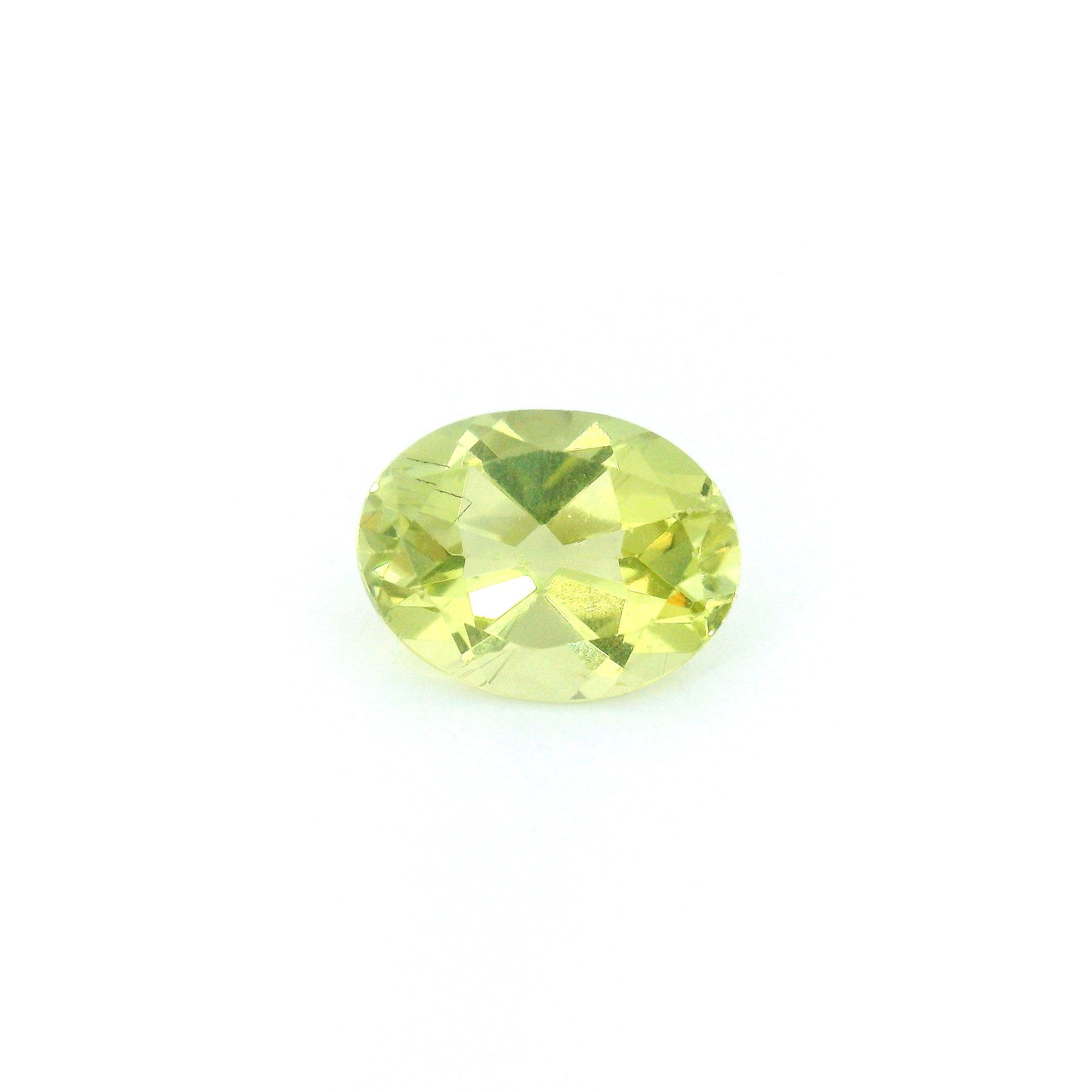 Apatyt 1,72 ct, zielony, szlif owalny