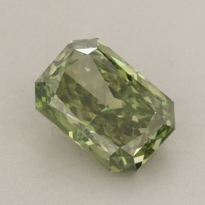 0.84 CT Fancy Vivid Green RADIANT