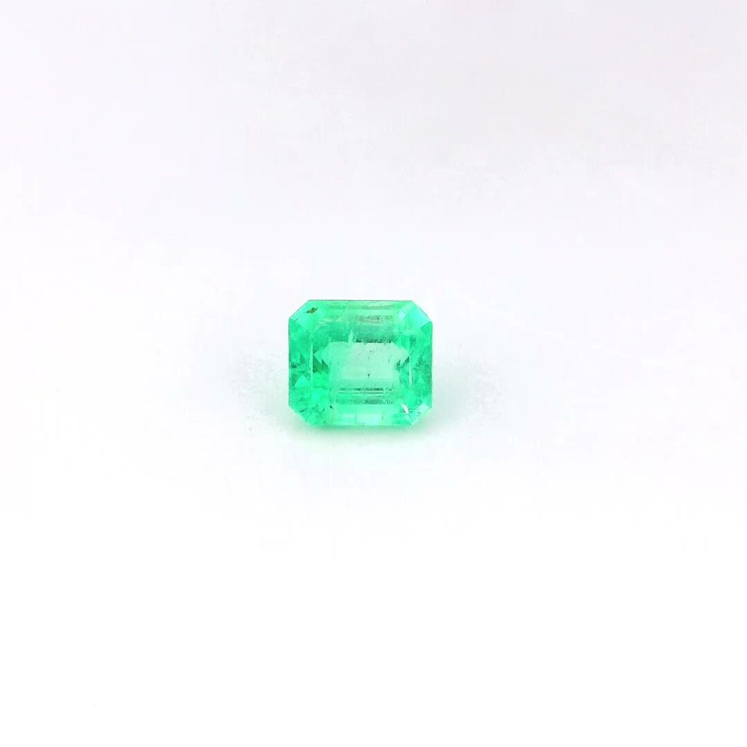 0.97 ct Emerald