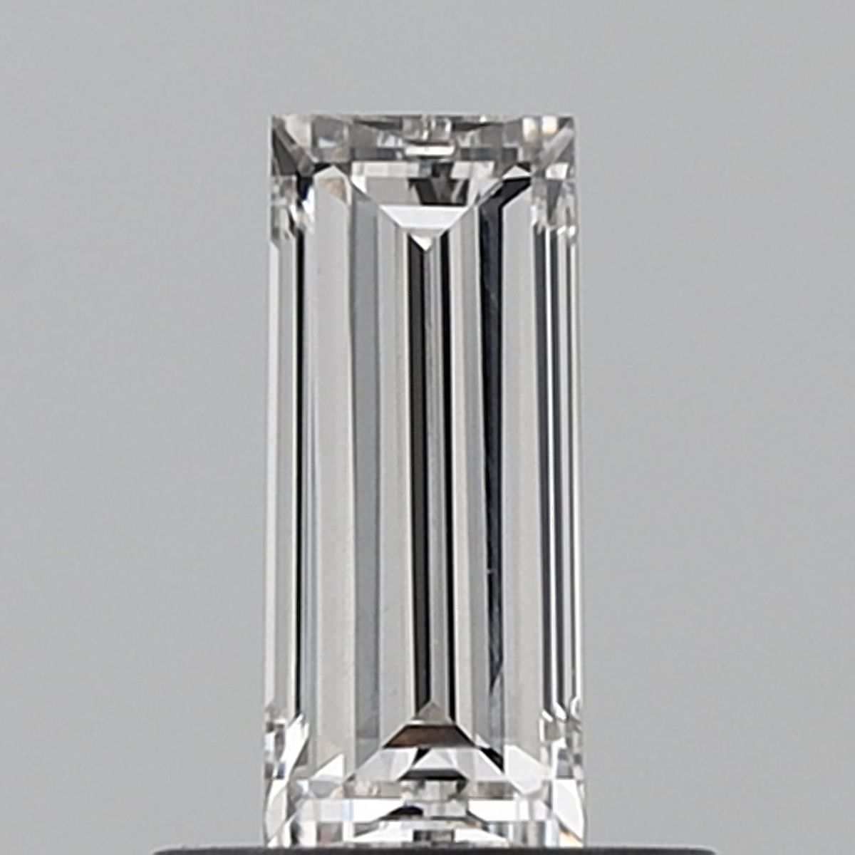 0.36ct EMERALD Diamond