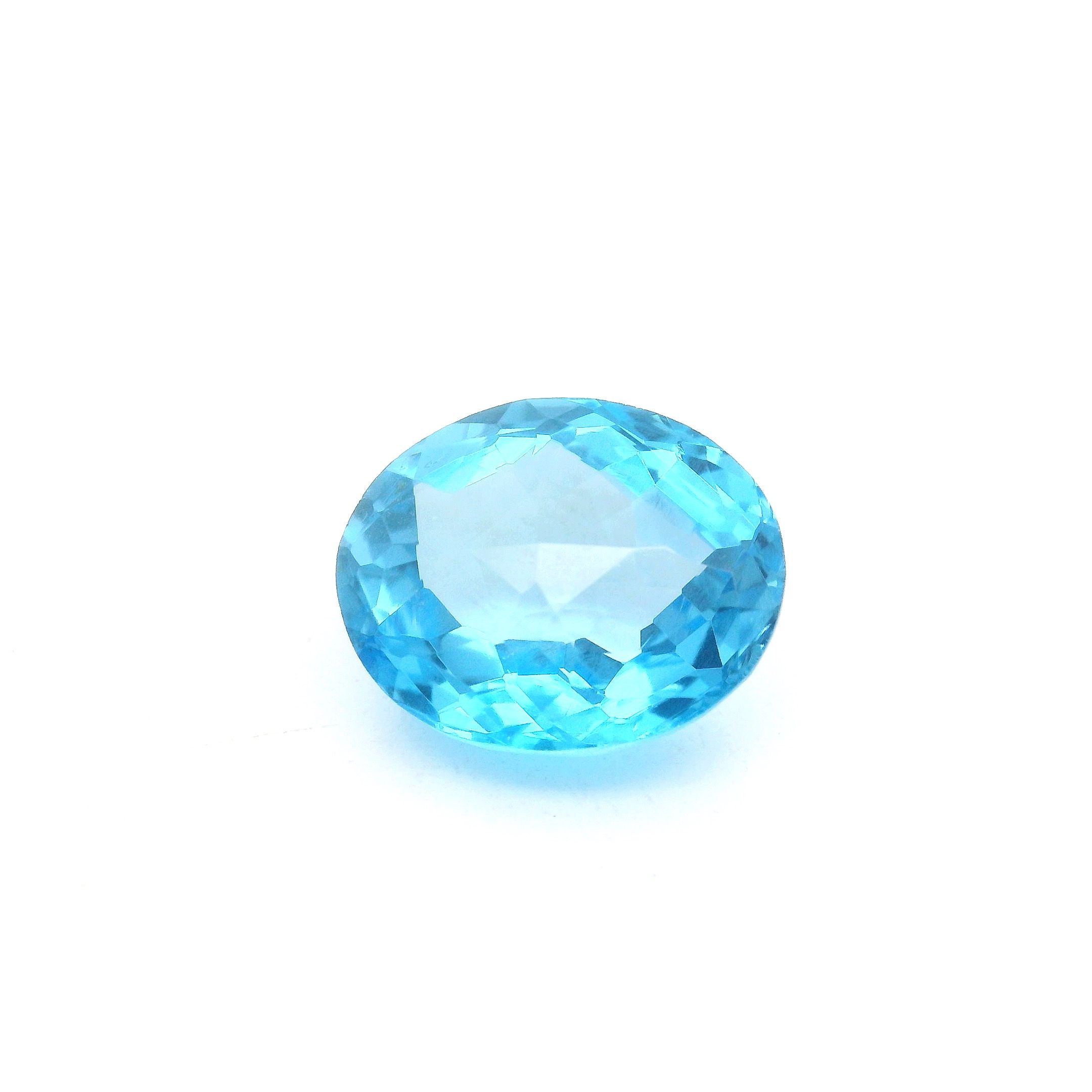Topaz 5,65 ct, niebieski, szlif owalny