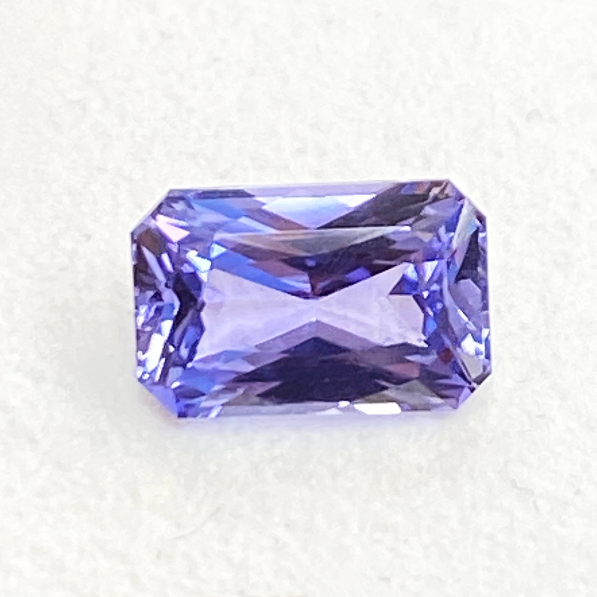 SAPPHIRE FACETED 3.07ct PURPLE Purple EC SRILANKA NONE