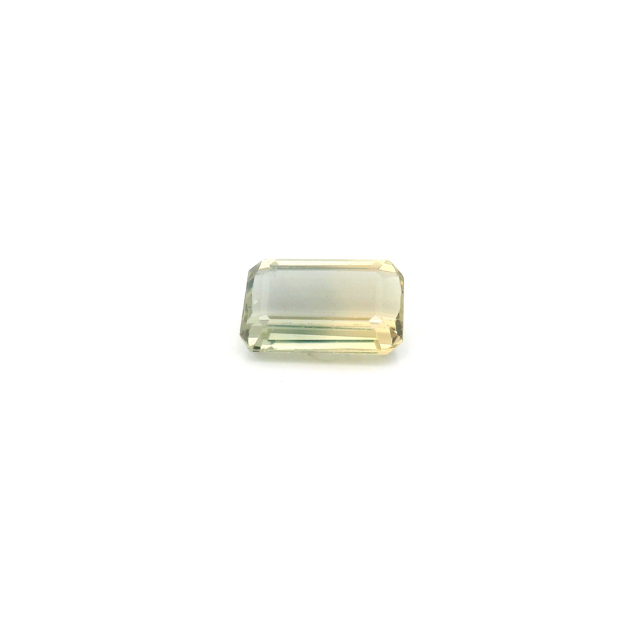 0.51 ct Sapphire