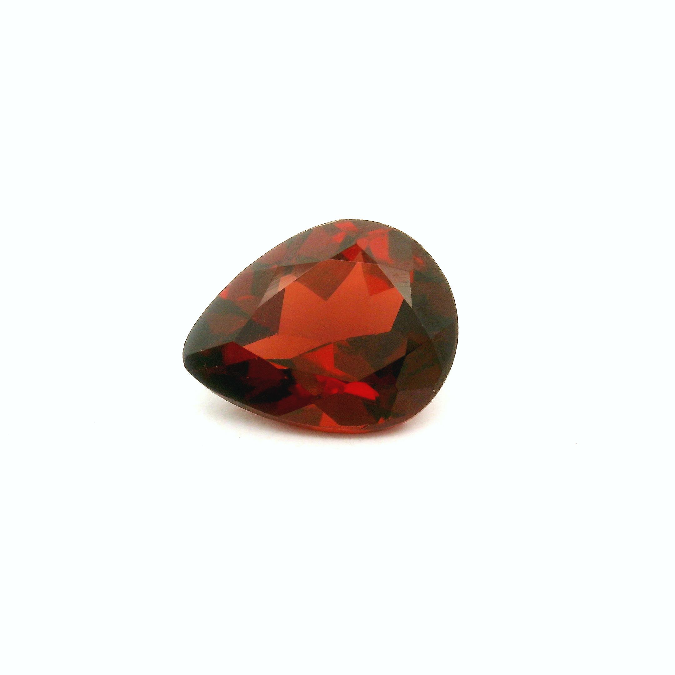 Granat 2,16 ct, czerwony, szlif gruszka