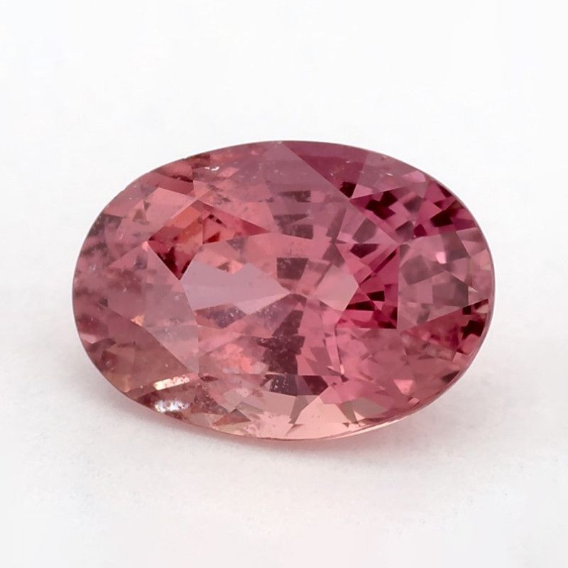 Szafir 1,57 ct, różowy, szlif owalny