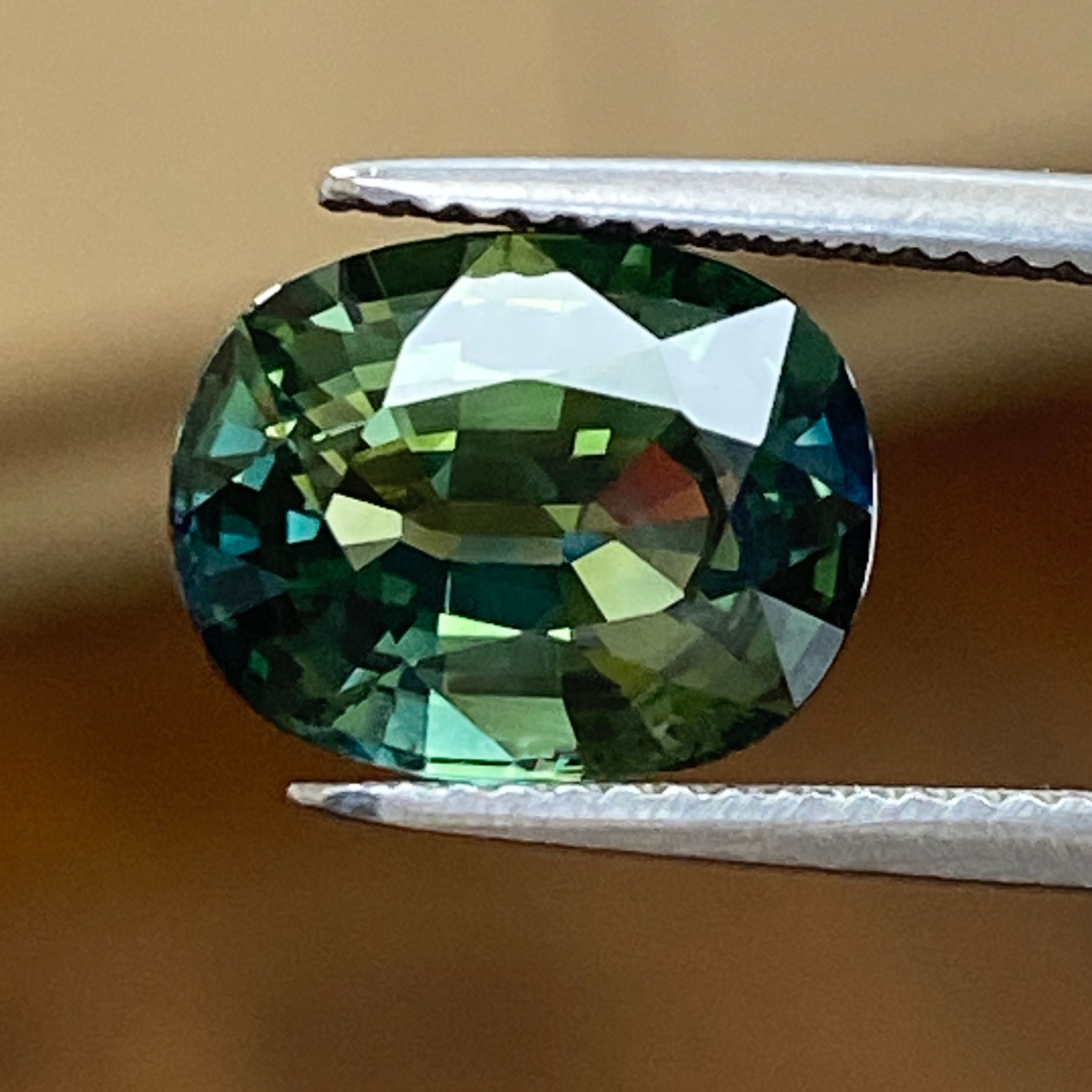 SAPPHIRE FACETED 5.47ct GREEN GREEN EC MADAGASCAR HEATED