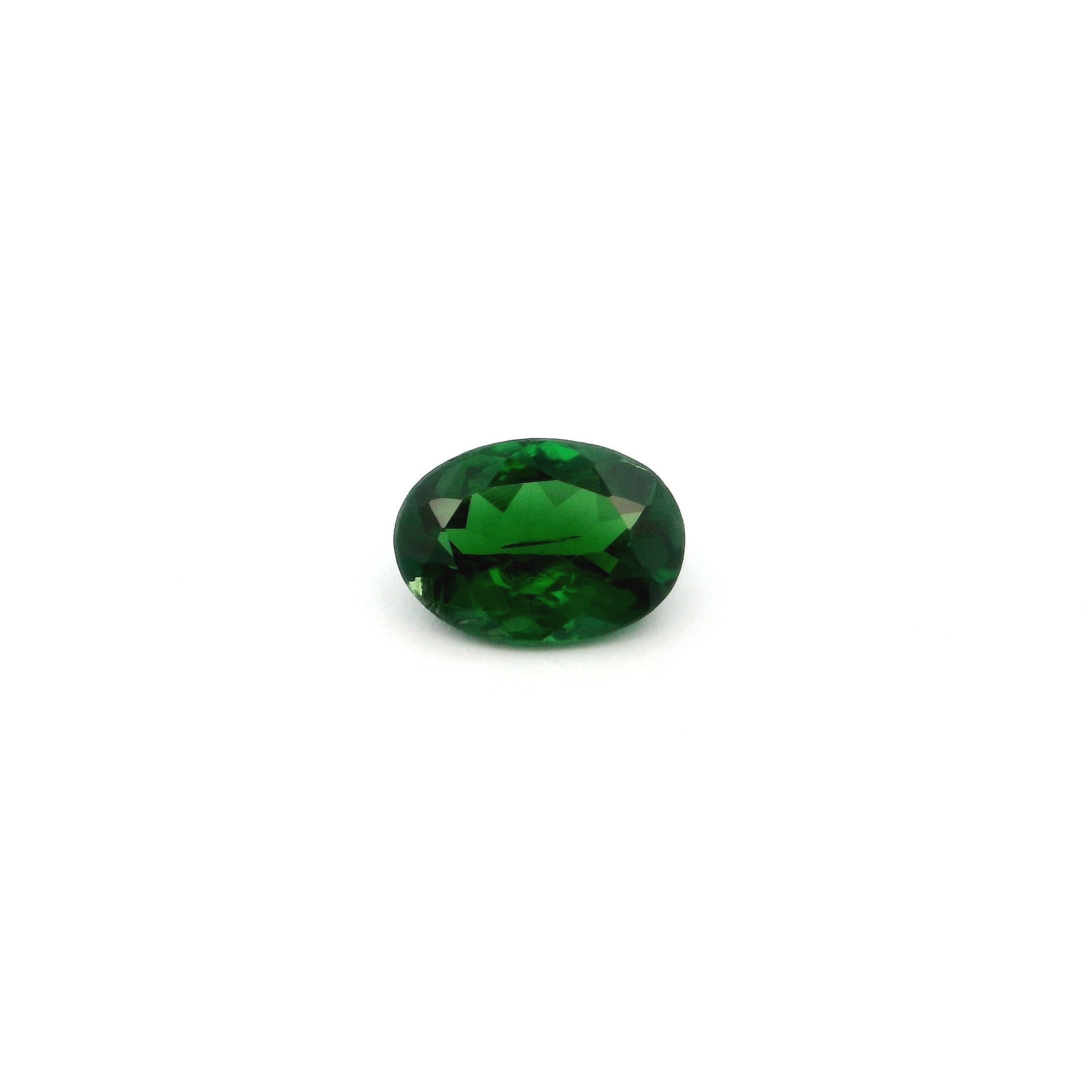 0.88 ct Oval garnet