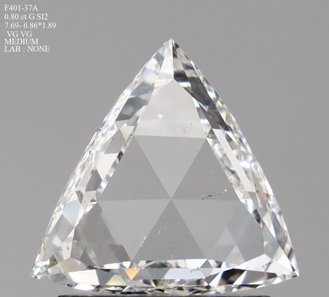 Prírodný diamant triangel,...