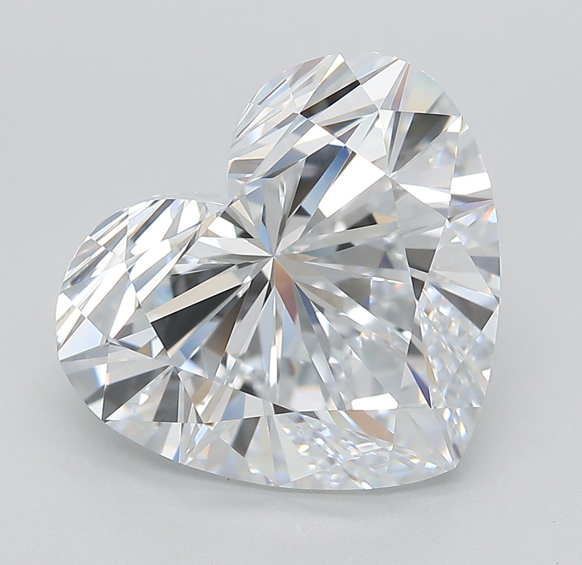 7.5 carat e VVS1 EX Cut GIA heart diamond