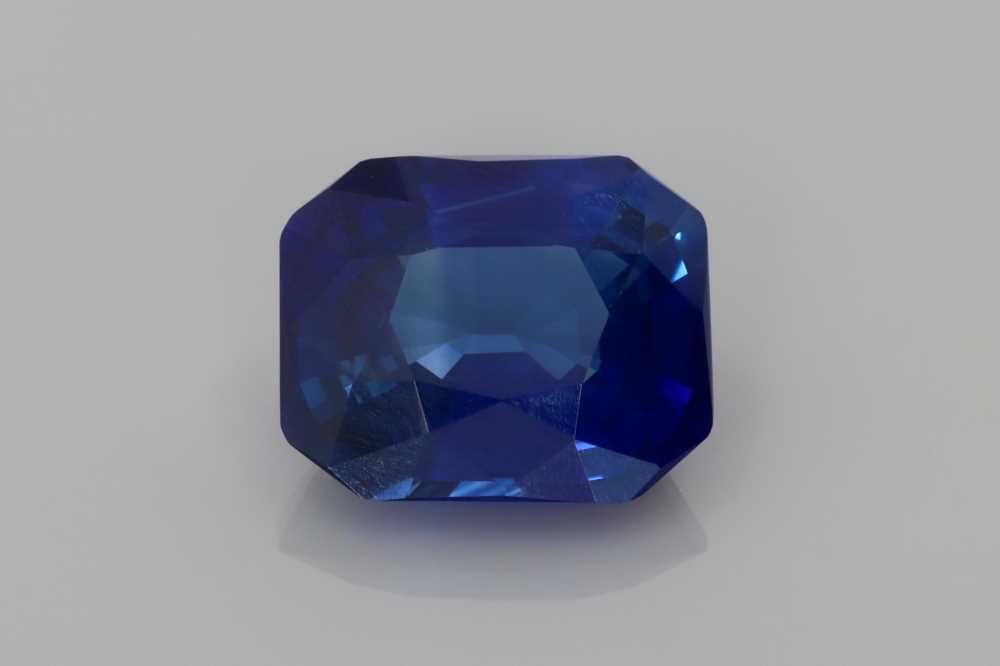 4.36 ct Sapphire
