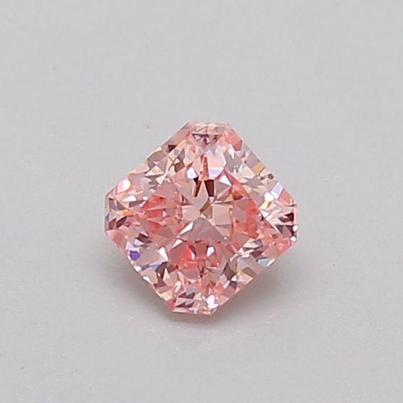 0.32 CT Fancy Pink RADIANT
