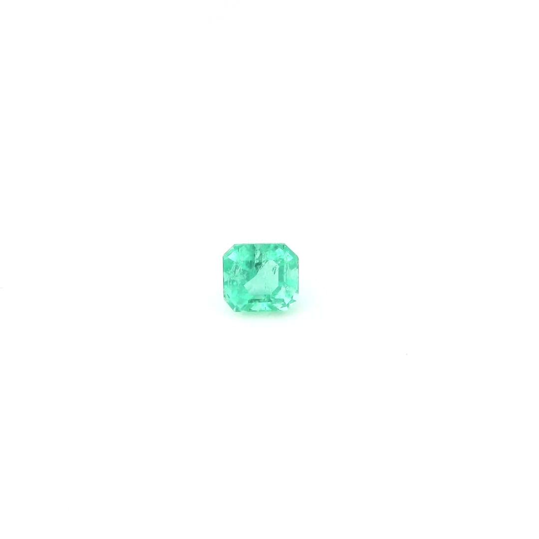 0.47 ct Emerald