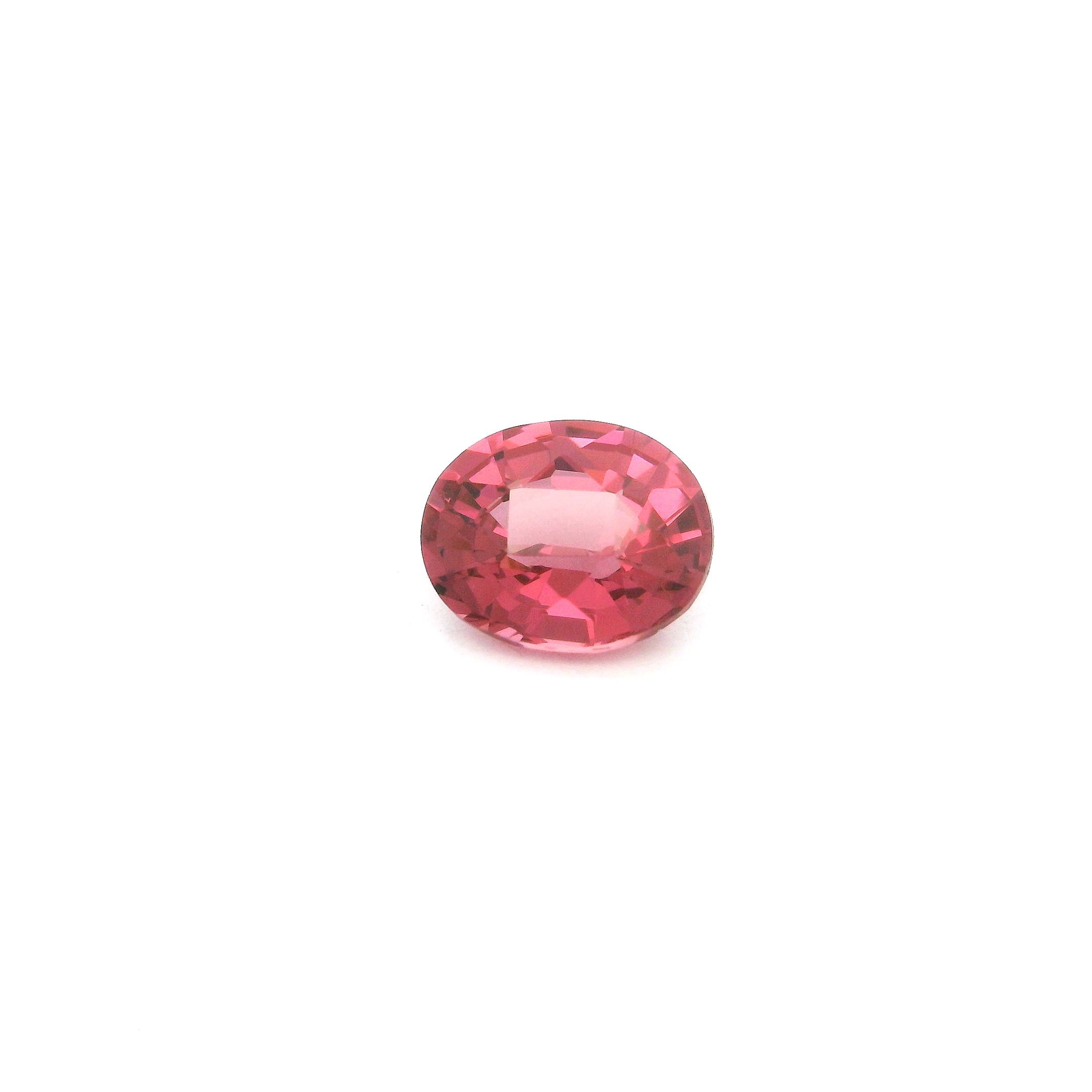 1.13 ct Oval garnet