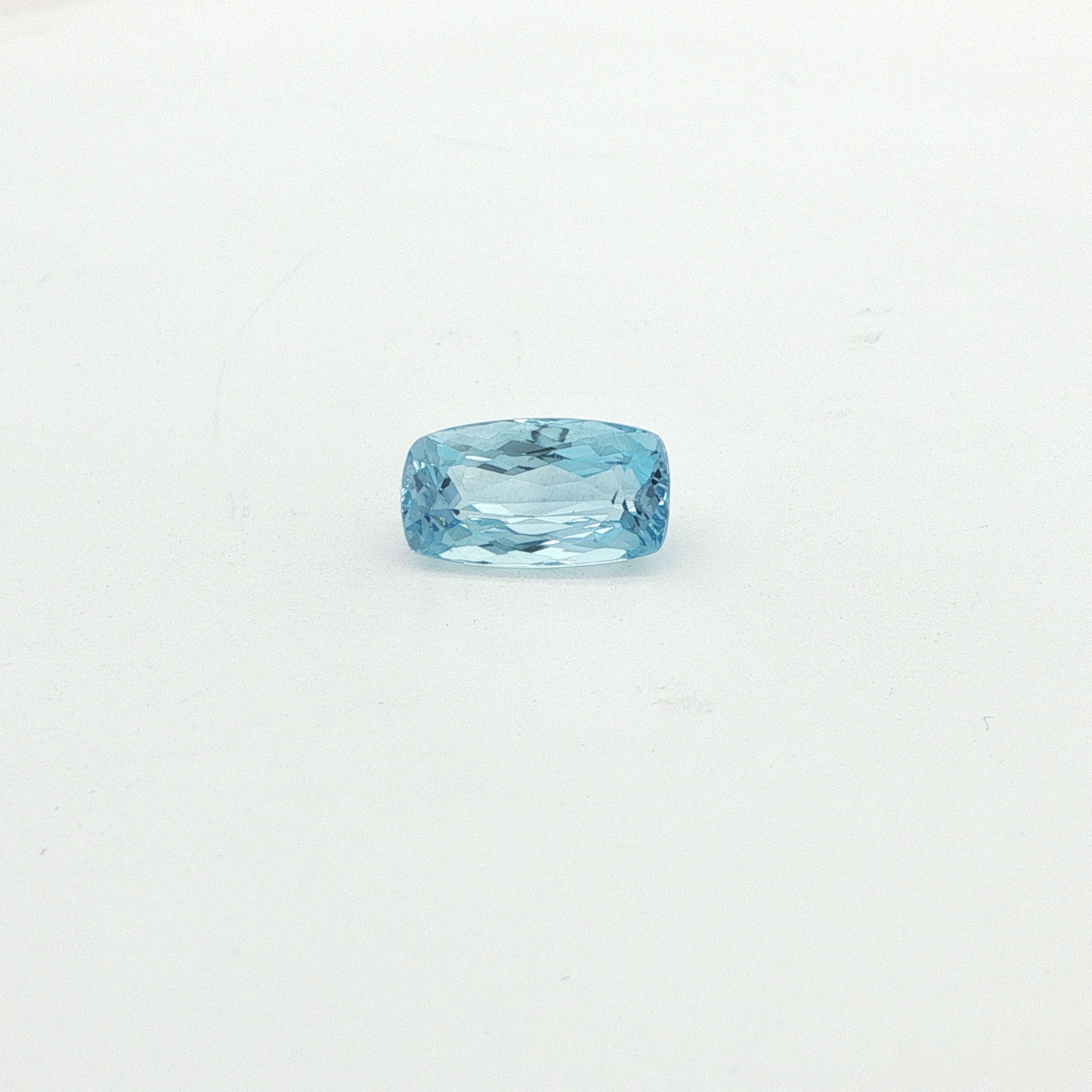 2.91 ct Cushion aquamarine