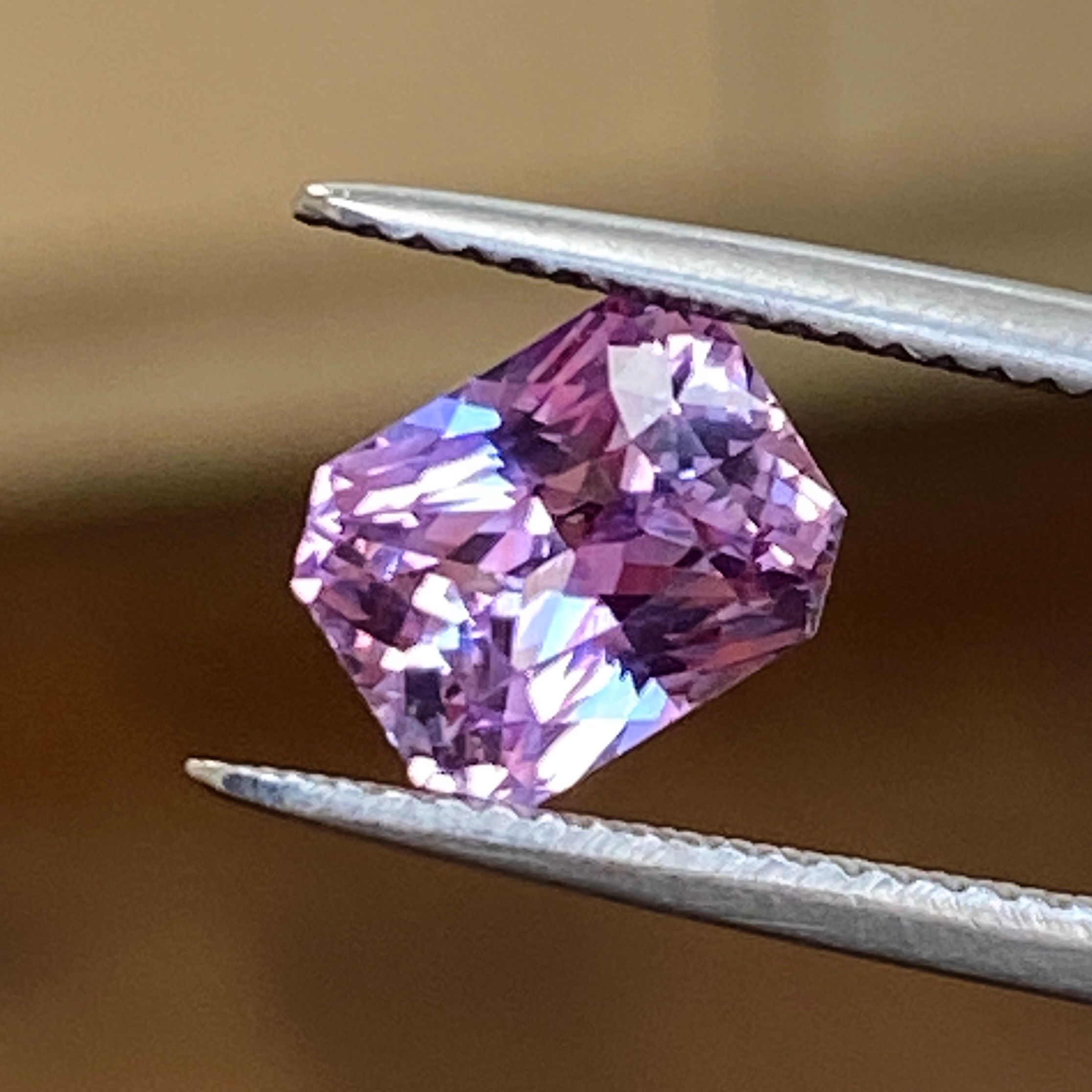 SAPPHIRE FACETED 3.02ct PINK PINK EC SRILANKA HEATED