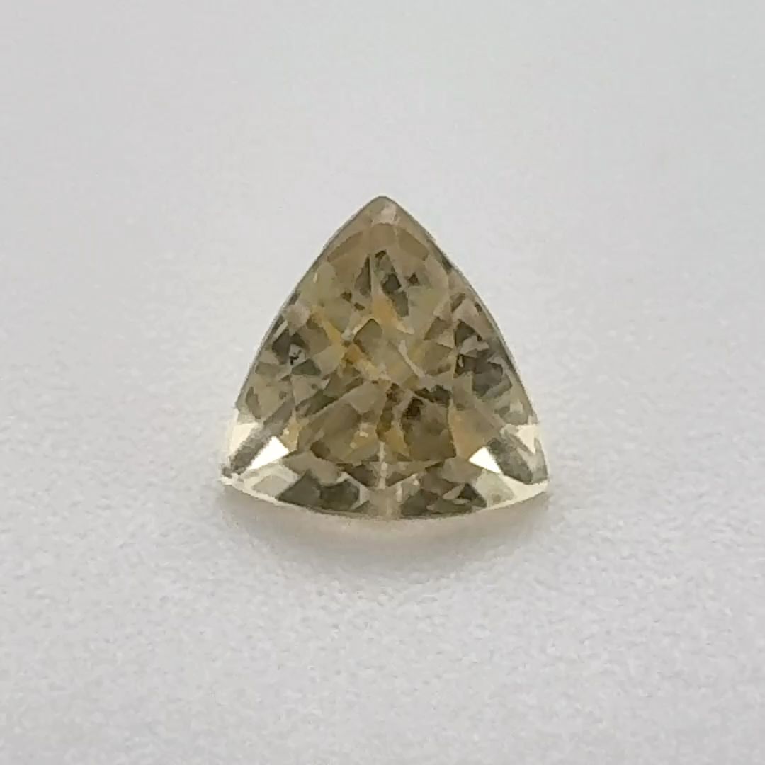 0.61 ct Topaz