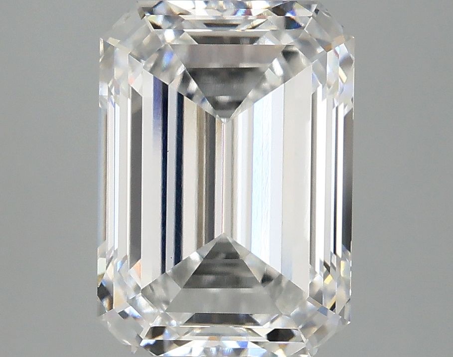 EMERALD 4.08ct E VVS2 – EX EX NON