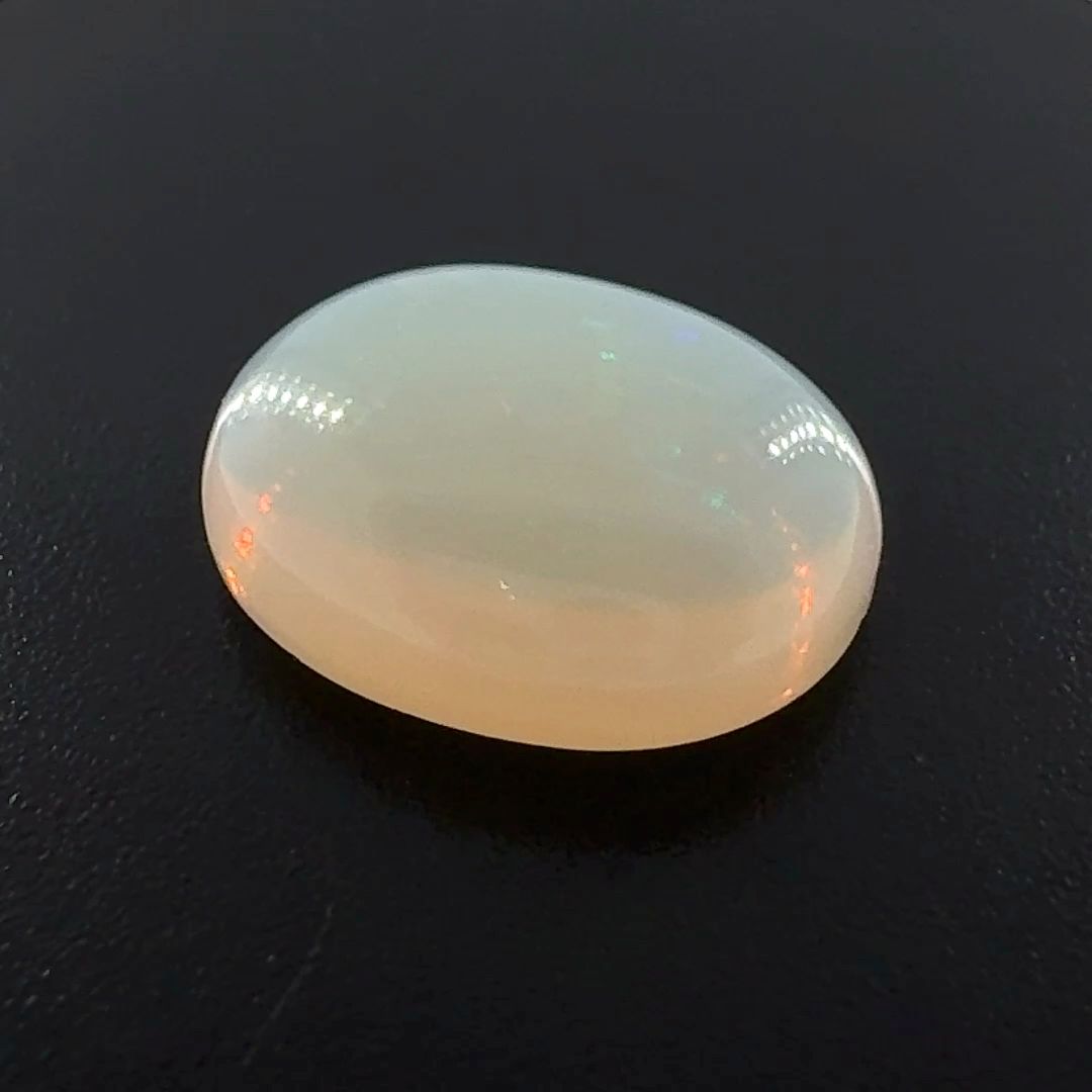 OPAL CABOCHON 3.225ct WHITE Yellowish White EC BRAZIL NONE